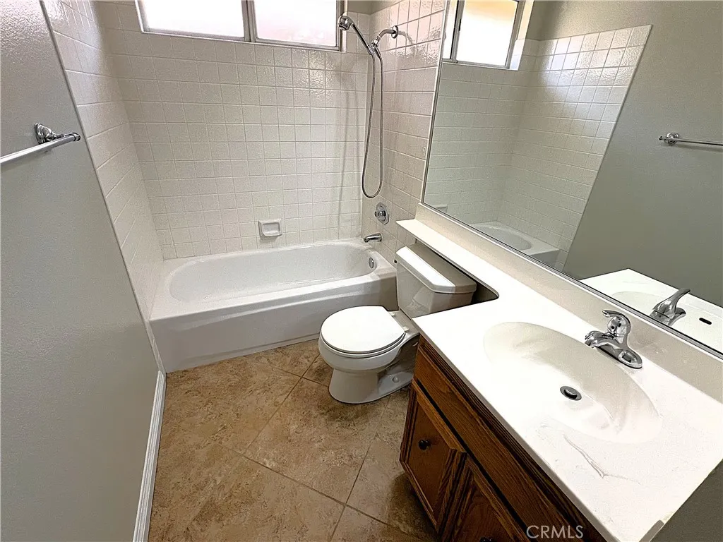 2682 Alegre, Hemet, California 92545 home-pic-11