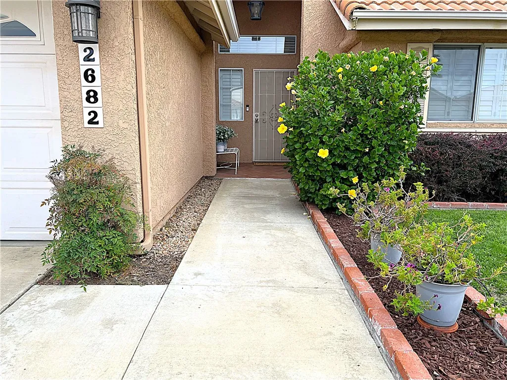 2682 Alegre, Hemet, California 92545 home-pic-3