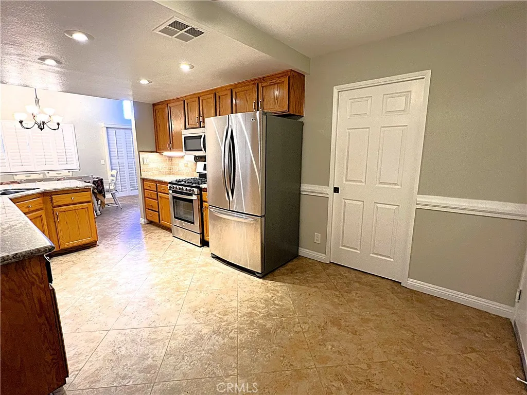 2682 Alegre, Hemet, California 92545 home-pic-37