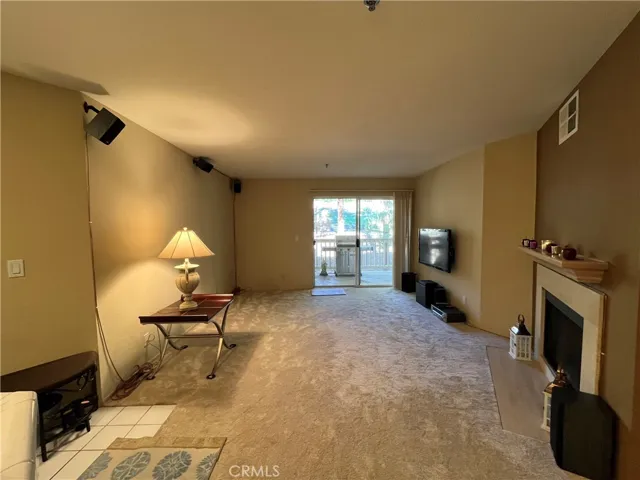 5837 Oak Bend 311, Oak Park, California 91377
