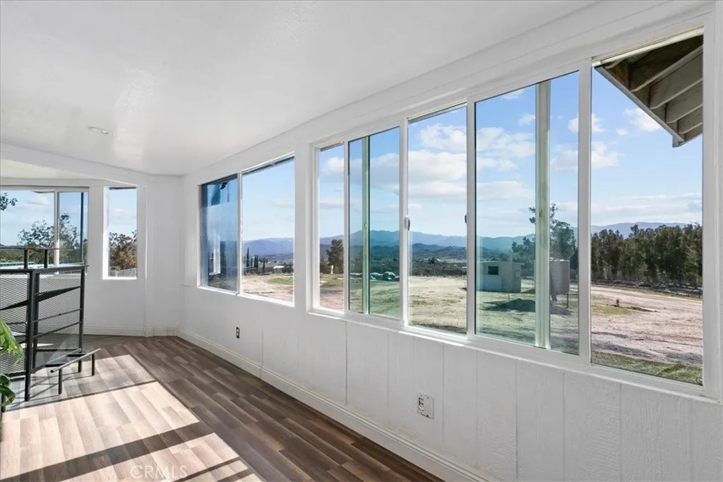 42370 Lilac, Anza, California 92539 home-pic-4