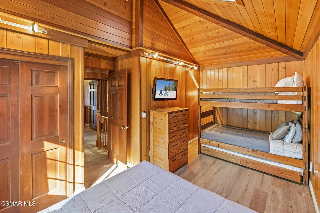 814 Crestwood Drive, Big Bear, California 92315 home-pic-30