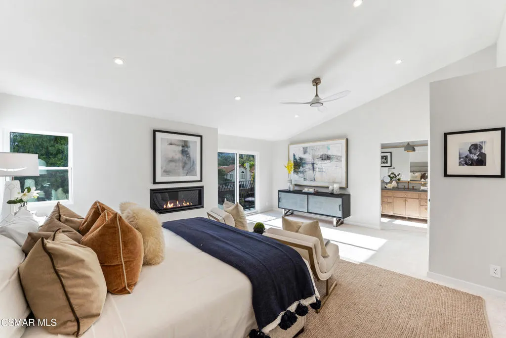 5034 Evanwood Avenue, Oak Park, California 91377 home-pic-35