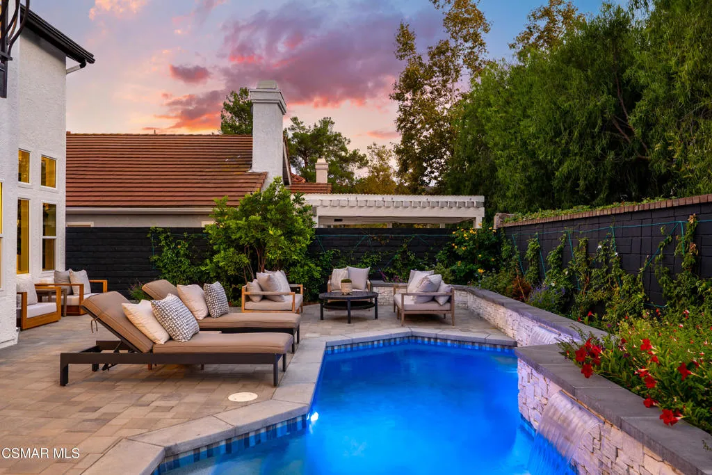 5034 Evanwood Avenue, Oak Park, California 91377 home-pic-48