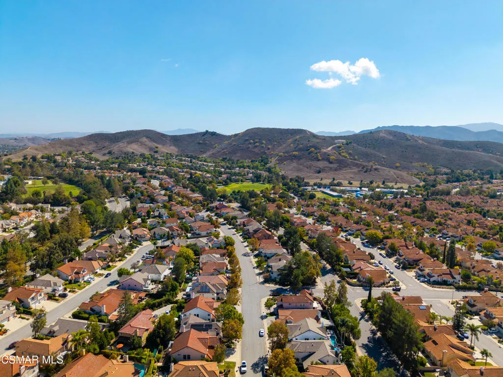 5034 Evanwood Avenue, Oak Park, California 91377 home-pic-30