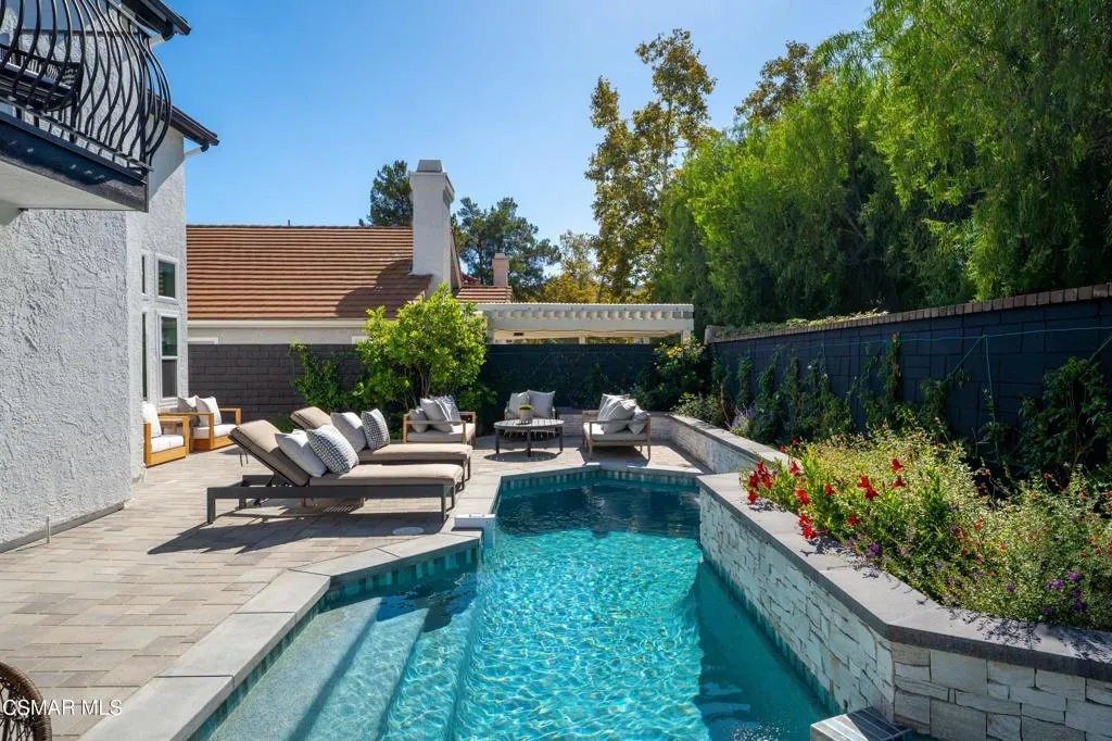 5034 Evanwood Avenue, Oak Park, California 91377 home-pic-29