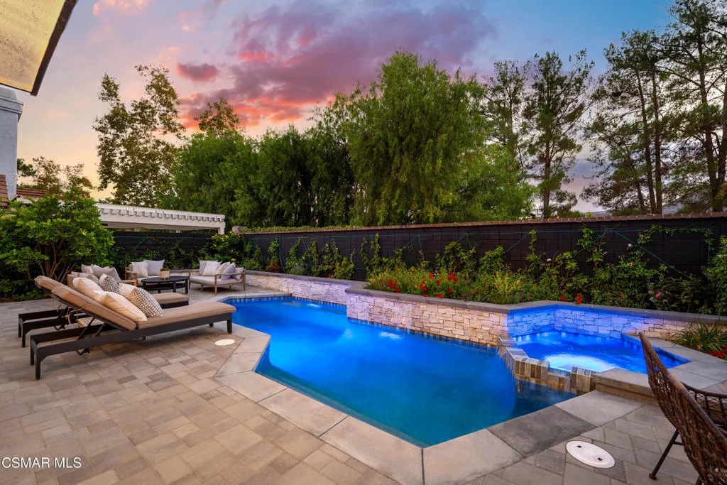 5034 Evanwood Avenue, Oak Park, California 91377 home-pic-47