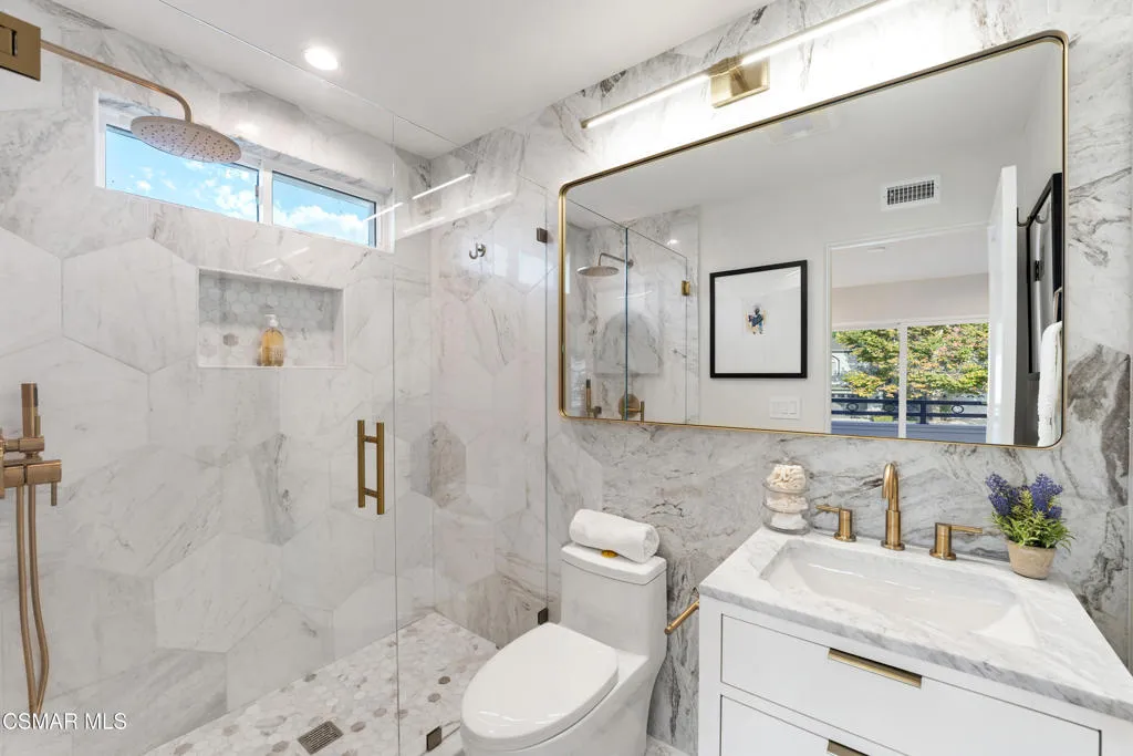 5034 Evanwood Avenue, Oak Park, California 91377 home-pic-41