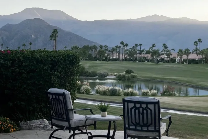 ChatGPT Image Oct 6, 2025, 06_47_37 AM