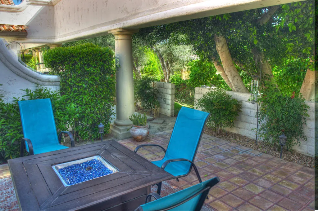 130 Desert Falls Drive E, Palm Desert, California 92211 home-pic-3