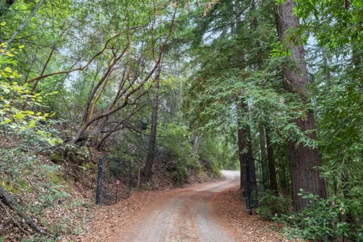 Entrance Rd is Green Forest Rd off Skyline