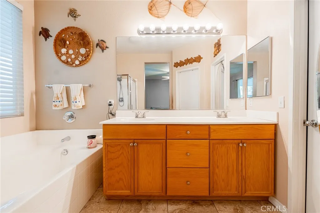 15062 Amorose Street, Lake Elsinore, California 92530 home-pic-17