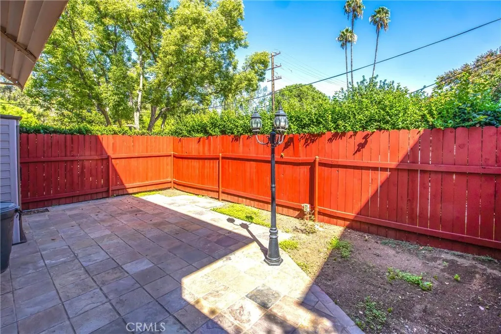 135 N Center, Redlands, California 92373 home-pic-24