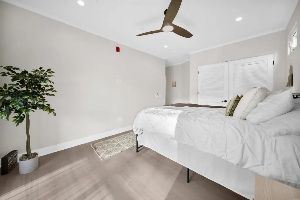 812 N Cleveland Street 1, Oceanside, California 92054 home-pic-16