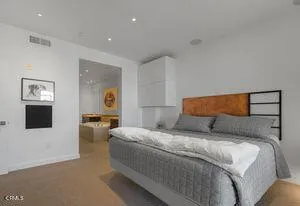 1572 Seabridge Lane, Oxnard, California 93035 home-pic-23