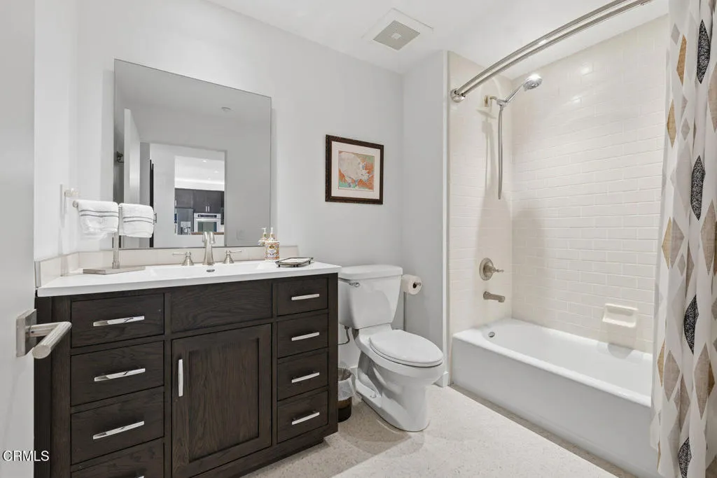 1572 Seabridge Lane, Oxnard, California 93035 home-pic-27