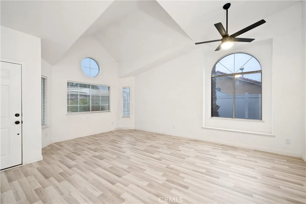25306 Howard, Hemet, California 92544 home-pic-37