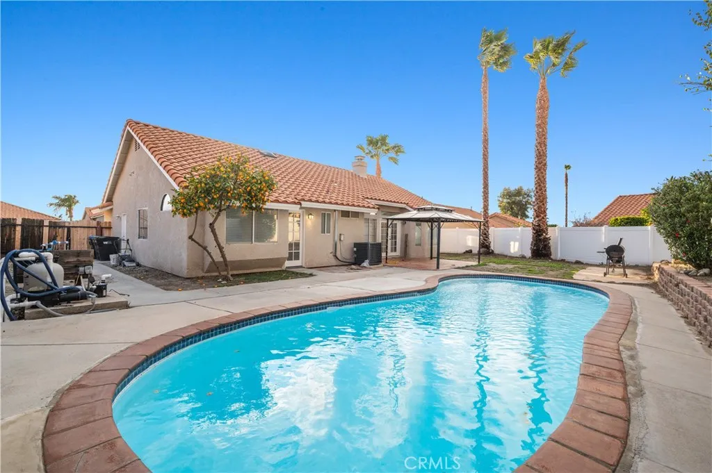 25306 Howard, Hemet, California 92544 home-pic-8