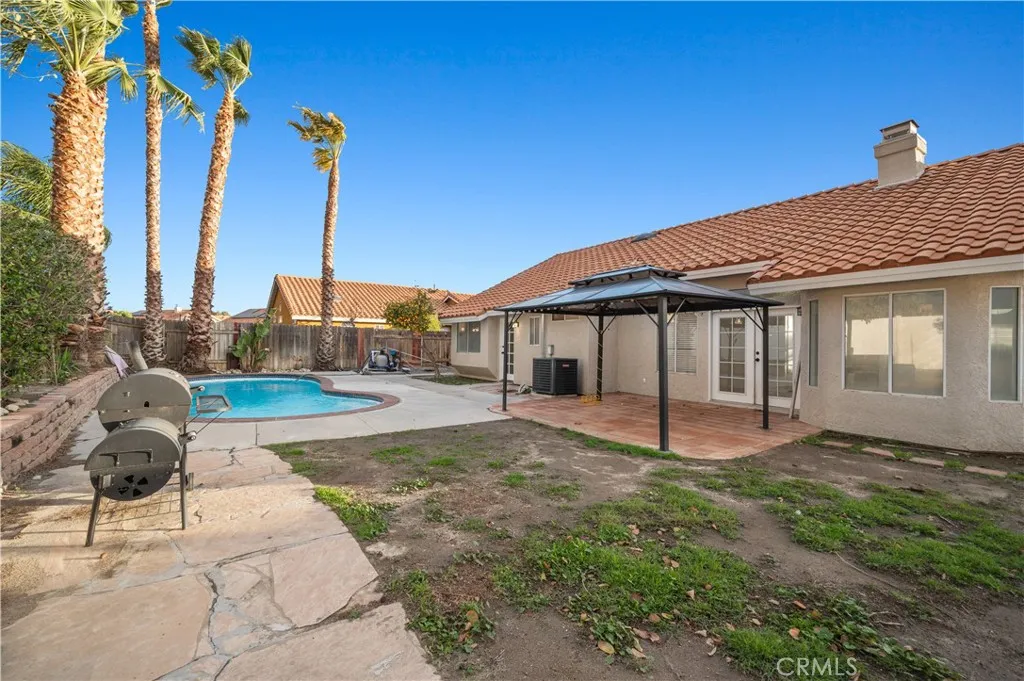 25306 Howard, Hemet, California 92544 home-pic-12