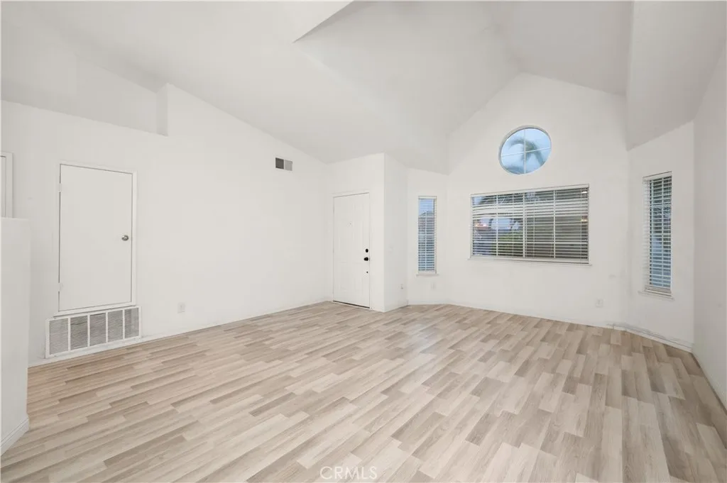 25306 Howard, Hemet, California 92544 home-pic-36