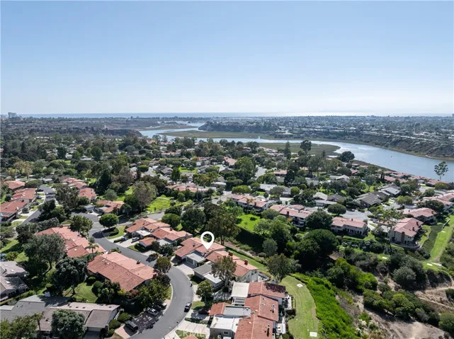 412 Vista Grande, Newport Beach, California 92660