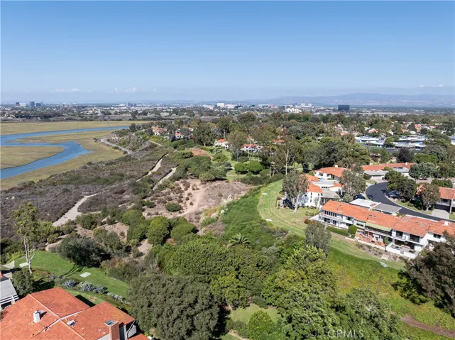 412 Vista Grande, Newport Beach, California 92660