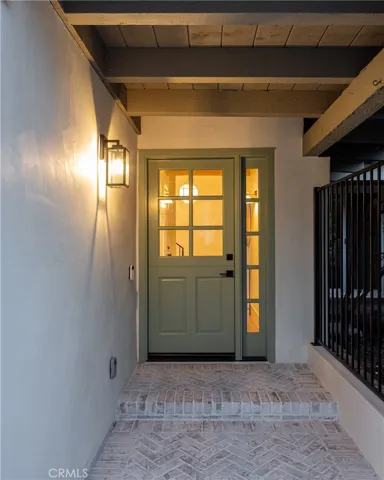 412 Vista Grande, Newport Beach, California 92660