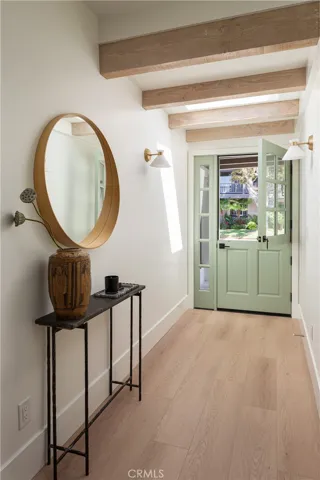 412 Vista Grande, Newport Beach, California 92660