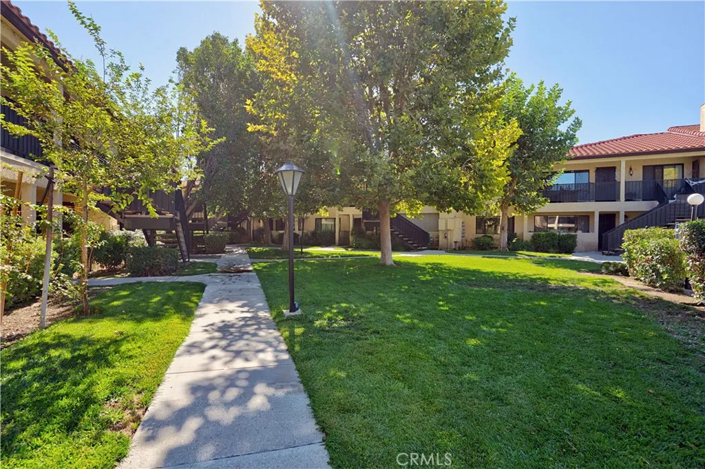 43131 Wall H, Hemet, California 92544 home-pic-37