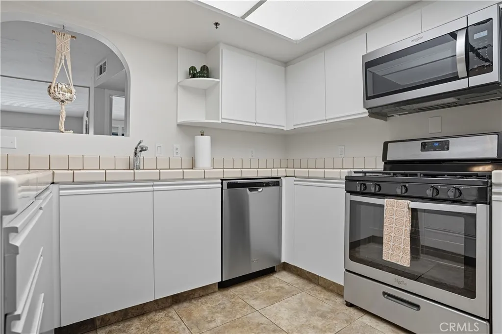 43131 Wall H, Hemet, California 92544 home-pic-11