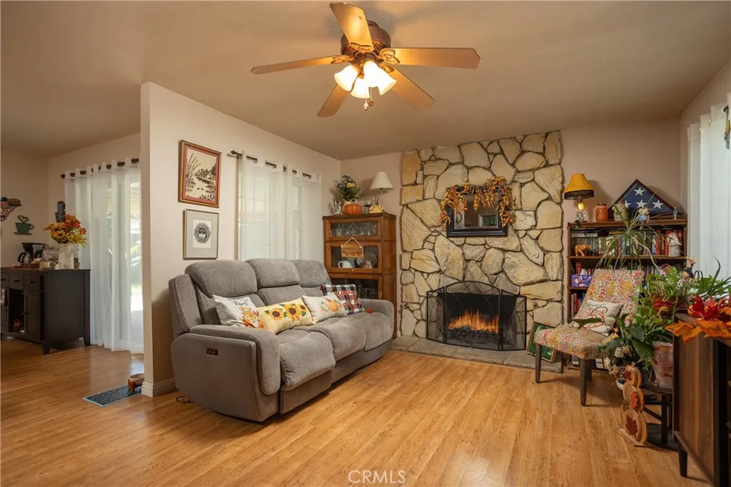 26699 Jackie Drive, Hemet, California 92544 home-pic-10
