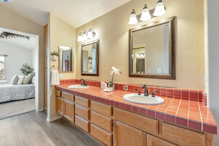 1640 Tahoe Cir, Tracy, California 95376