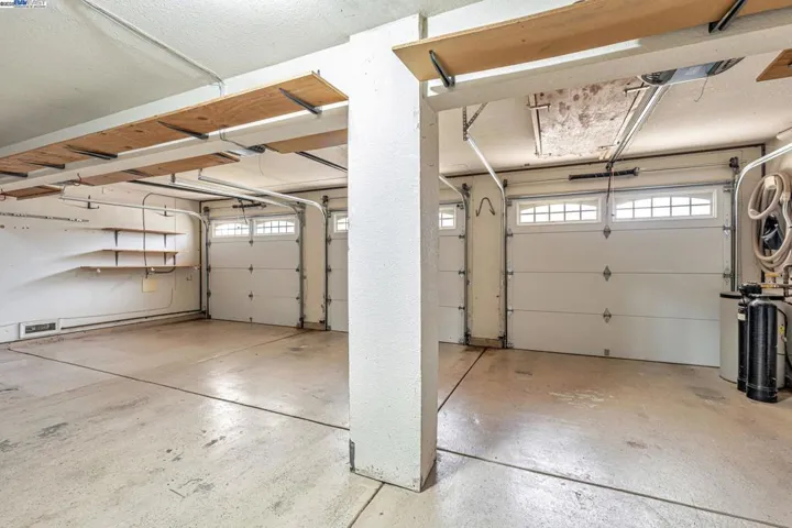 3 car garage