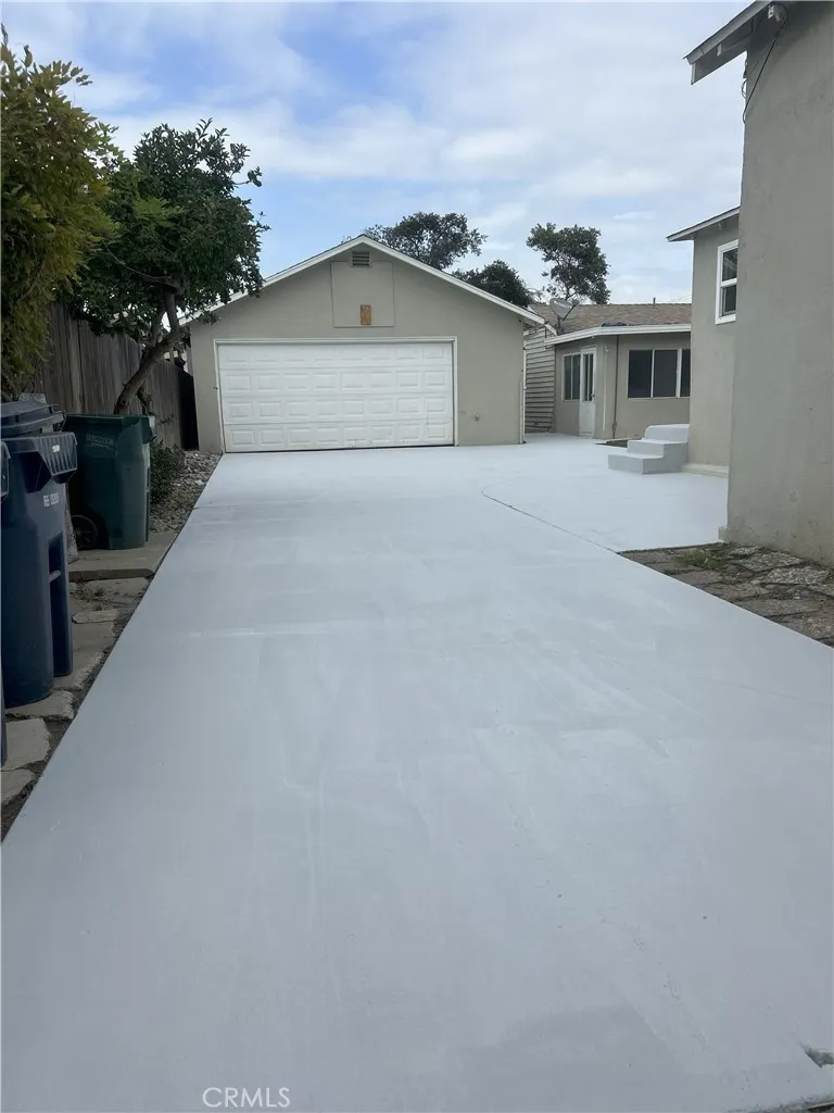 4115 St W 111th, Inglewood, California 90304 home-pic-17