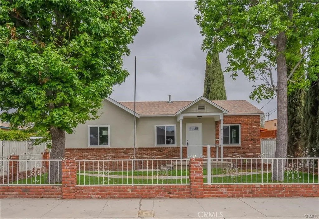 4115 St W 111th, Inglewood, California 90304 home-pic-0