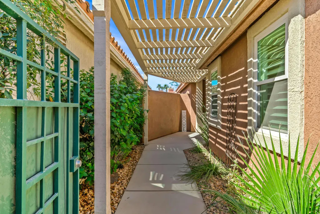 42405 Turqueries Avenue, Palm Desert, California 92211 home-pic-6