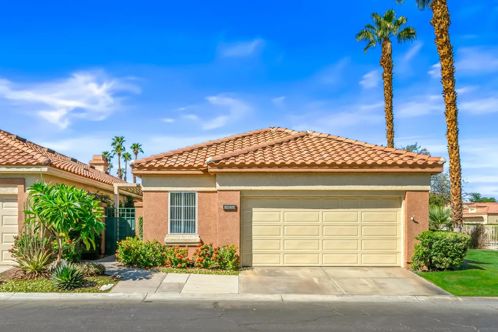 42405 Turqueries Avenue, Palm Desert, California 92211 home-pic-1
