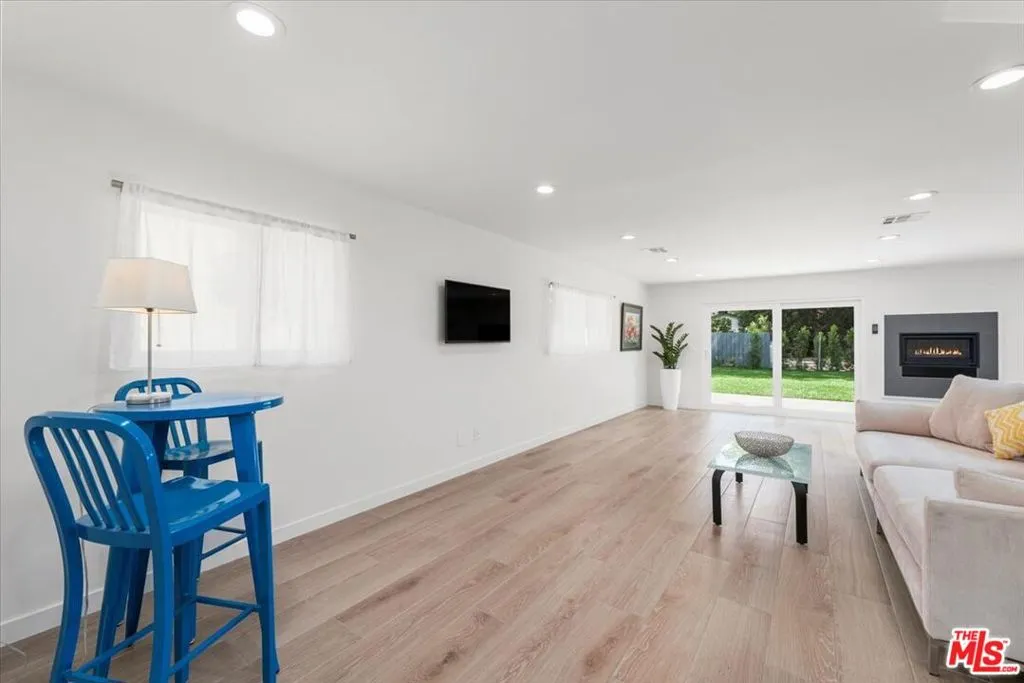 4544 Talofa Avenue, Toluca Lake, California 91602 home-pic-6