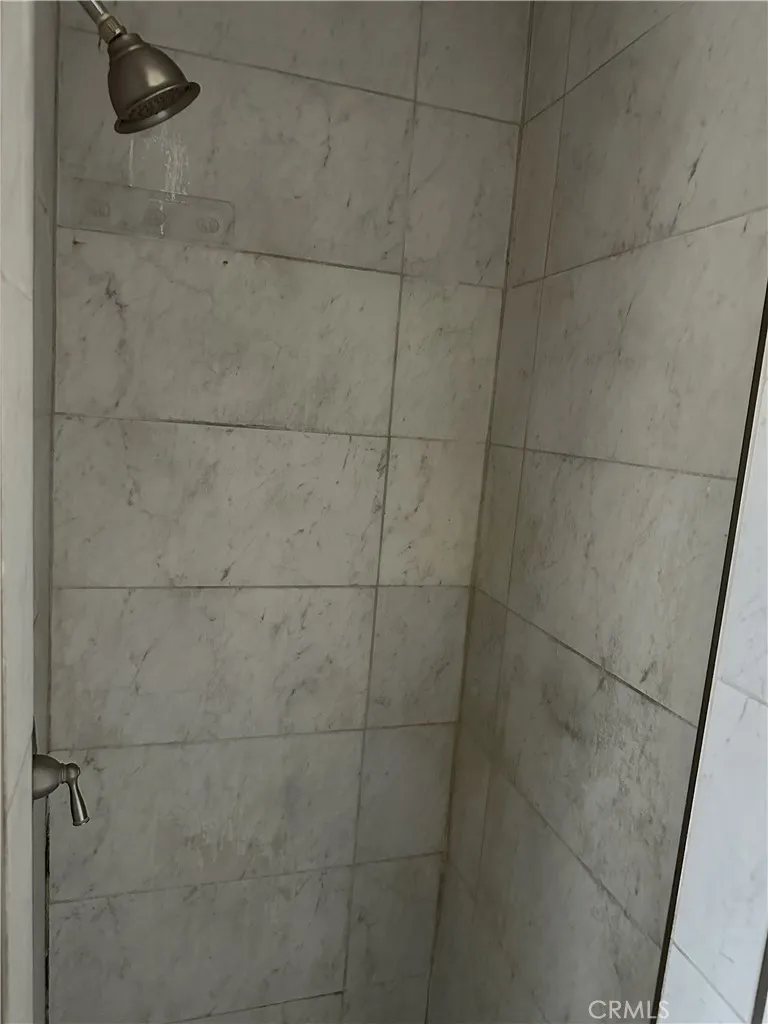 4115 St W 111th, Inglewood, California 90304 home-pic-29