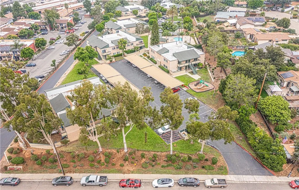 868 E Alvarado 7, Fallbrook, California 92028 home-pic-7