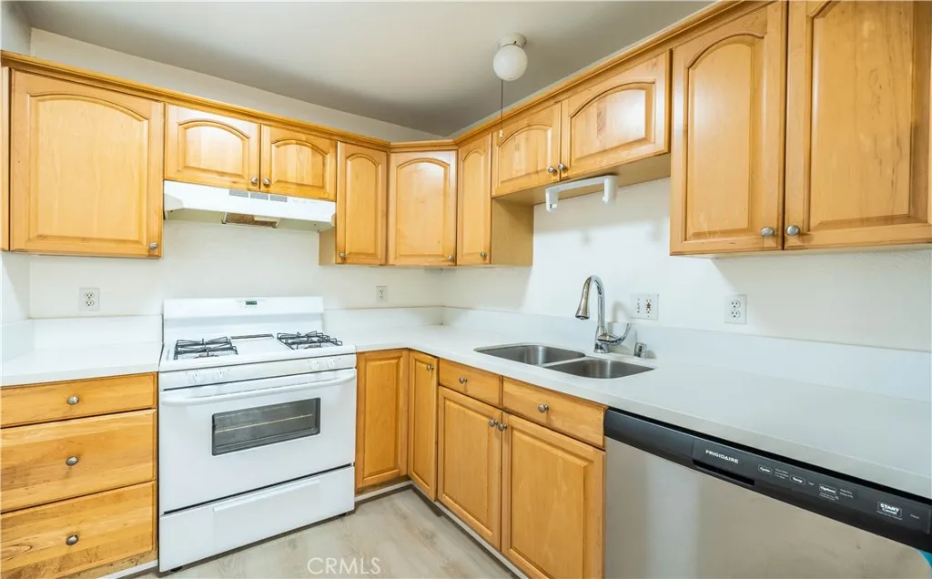 868 E Alvarado 7, Fallbrook, California 92028 home-pic-13