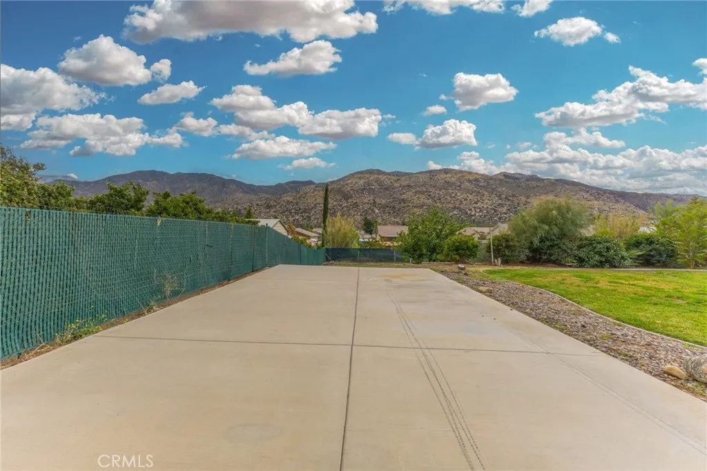 1454 Bryan Street, Banning, California 92220 home-pic-41