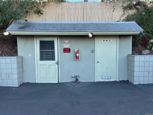 1037 51 Meadowlake Drive, Vista, California 92084