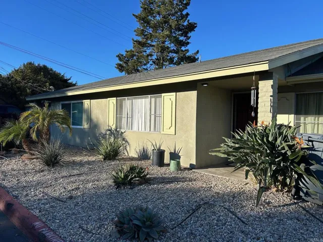 1037 51 Meadowlake Drive, Vista, California 92084