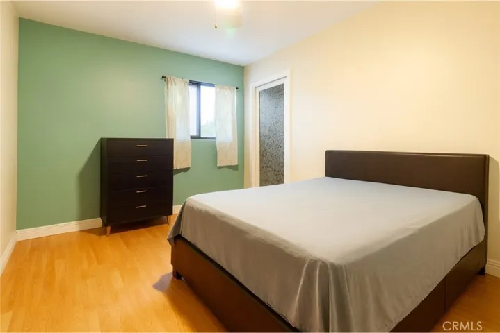 7545 White Oak, Reseda, California 91335