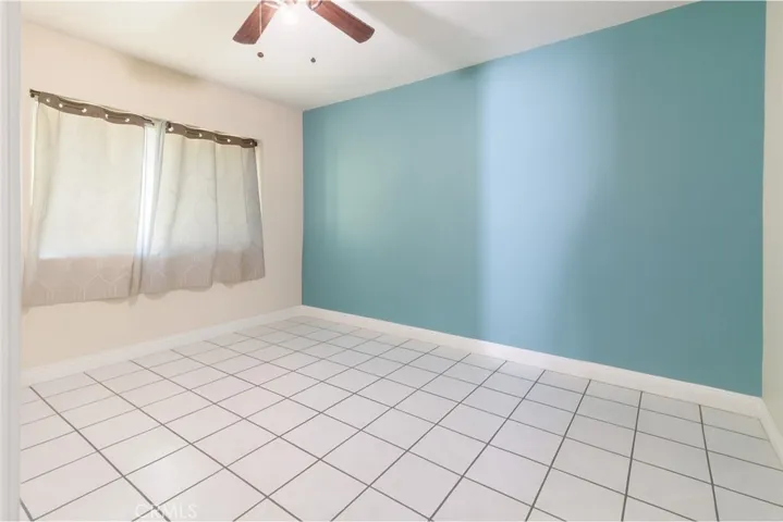 7545 White Oak, Reseda, California 91335