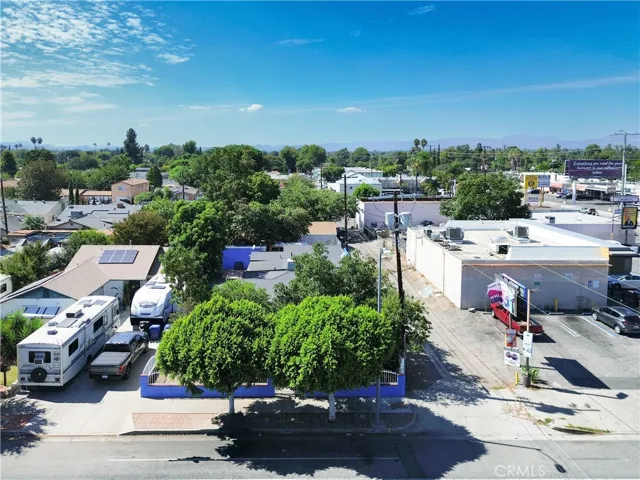 7545 White Oak, Reseda, California 91335