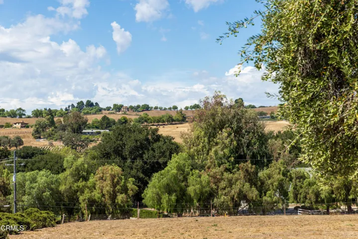 2465 Grand Ave Web-11