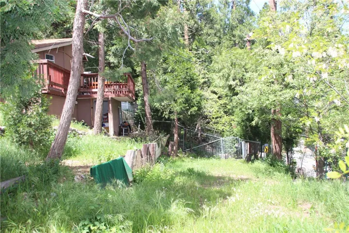 Adjoining vacant parcel