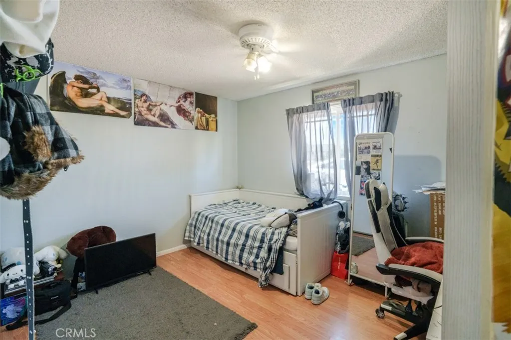 11995 11995 Jamacha, Apple Valley, California 92308 home-pic-13